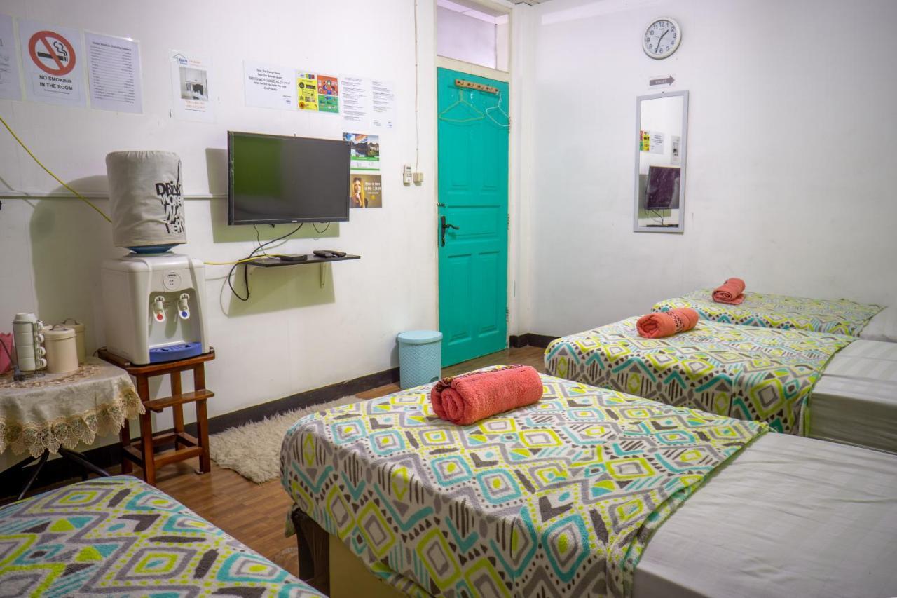 Zenrra Backpacker Hostel Bandung Buitenkant foto